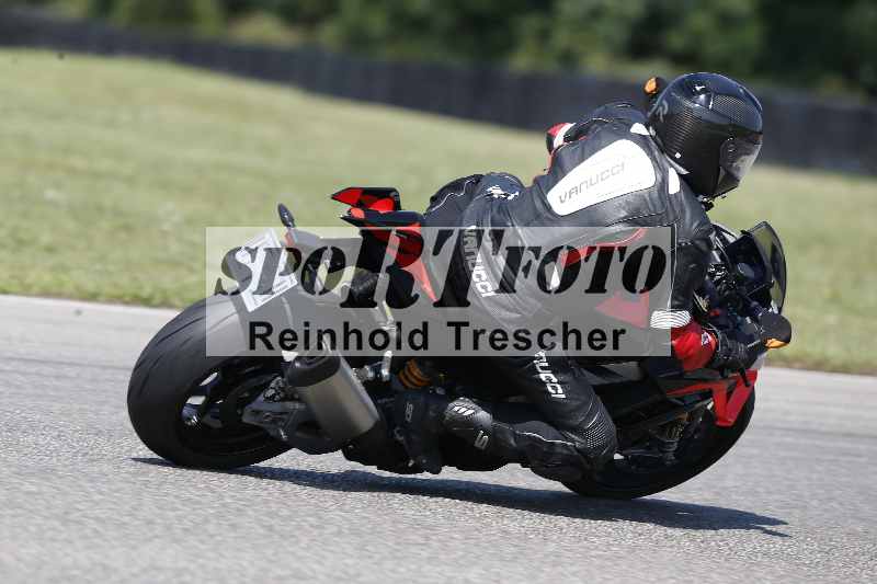 /44 09.08.2025 Plüss Moto Sport ADR/Einsteiger/68